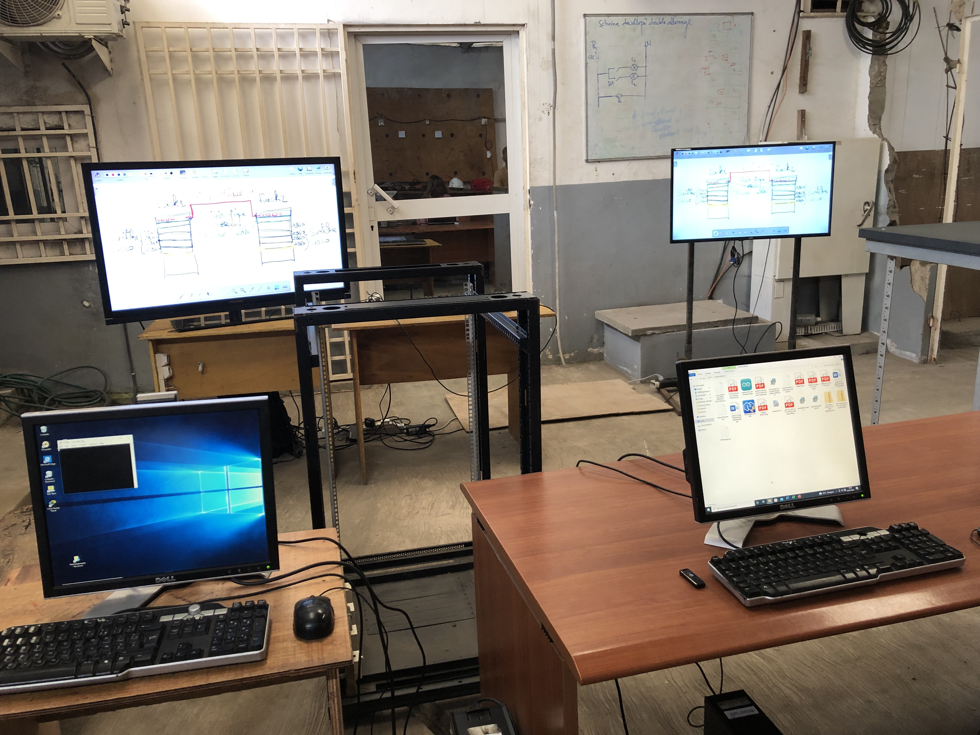 Apprenants en salle de TP